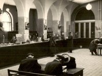 Jurišićeva ulica, unutrašnjost glavne pošte 20. travnja 1954. godine